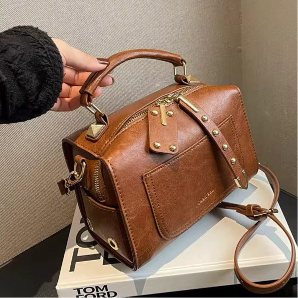 Handy Lady Handbag