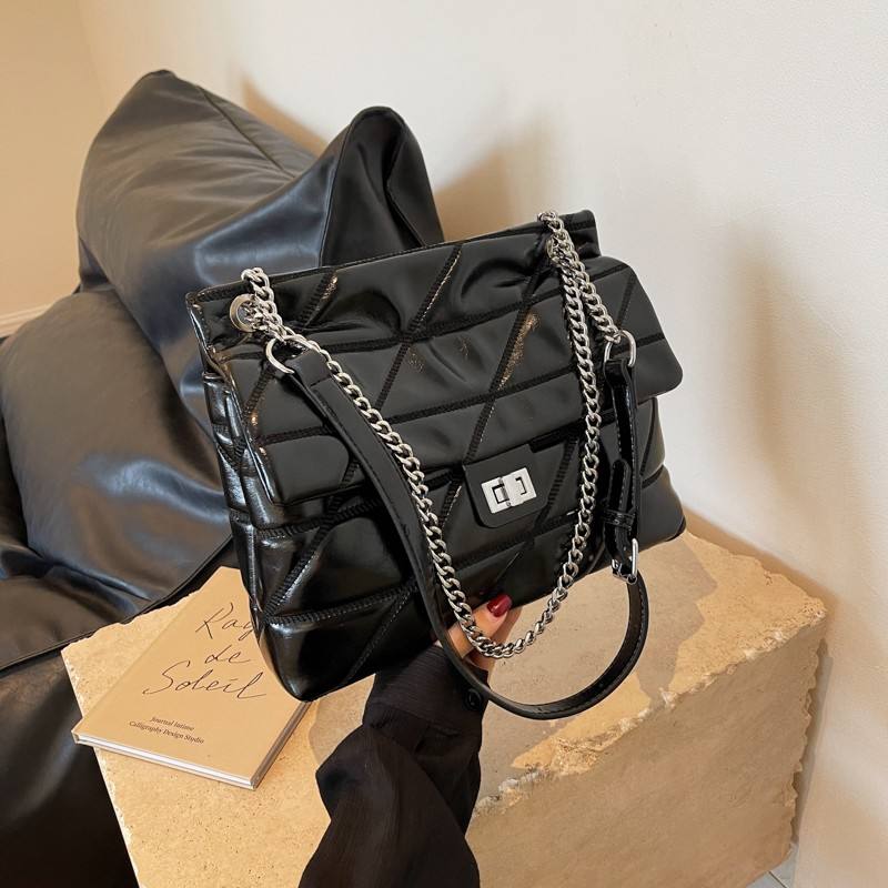 Jazmine Shoulder Bag